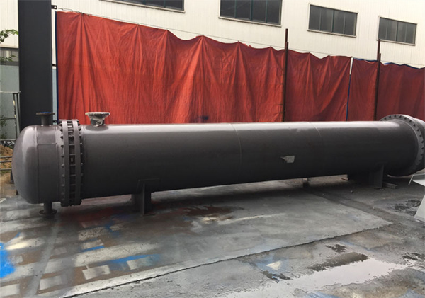 煙臺正太壓力容器：U形管與浮頭式換熱器，性能與選型秘籍