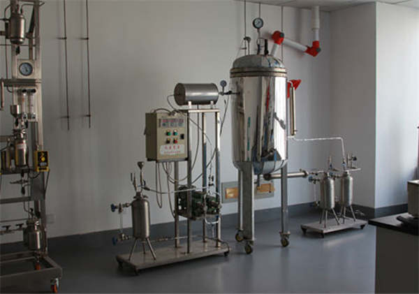 煙臺正太壓力容器 - 精餾塔設計 - 制造及精餾工程總包